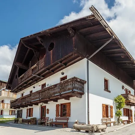 Apartment Verocai - Stayincortina *